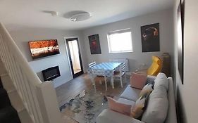 Patsview Lodge